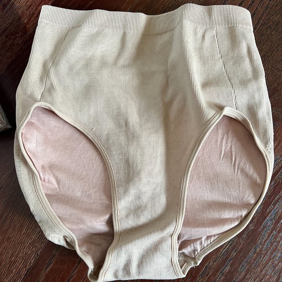 Fashion Forms Intimates & Sleepwear Nwt The Magic Butt Lifter